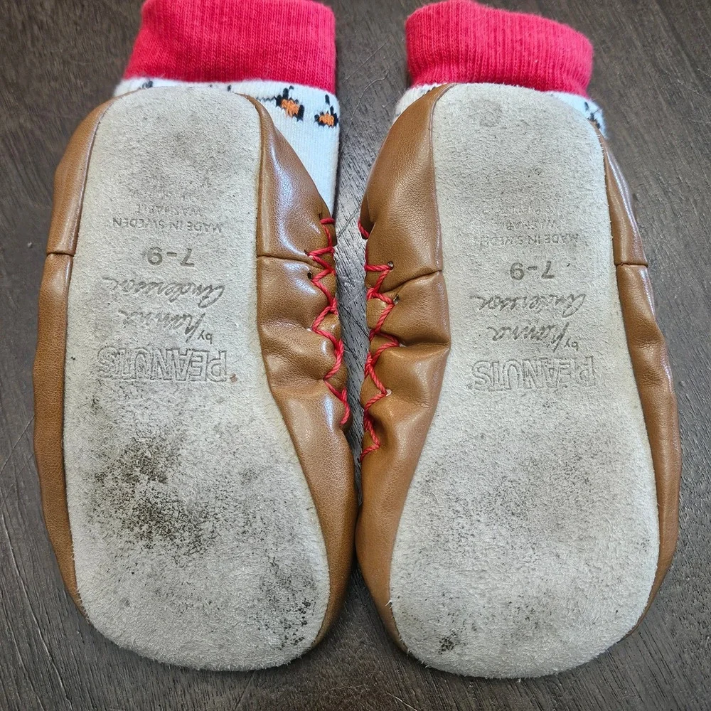 Hanna Andersson Peanuts Slipper Socks Kids 7-9 White Snoopy Christmas Moccasins